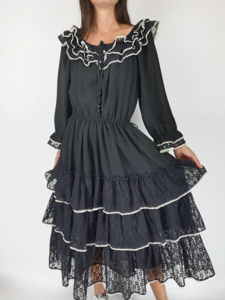 Vestido Vintage Volantes de Encaje / Talla M