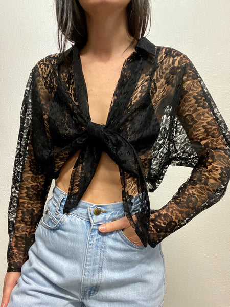 Blusa Crop Top de Encaje Negro / Talla S-M