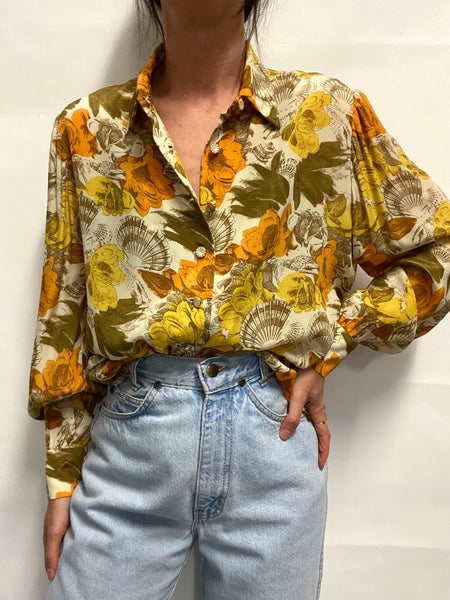 Blusa de Seda Estampado Flores y Conchas / Talla M-L