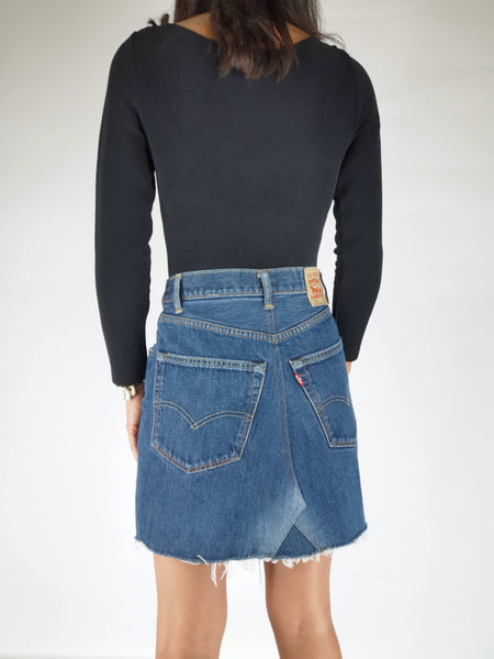 Minifalda LEVI´S REWORK Denim Oscuro Tono Uniforme / Talla 29" (entre 36-38)